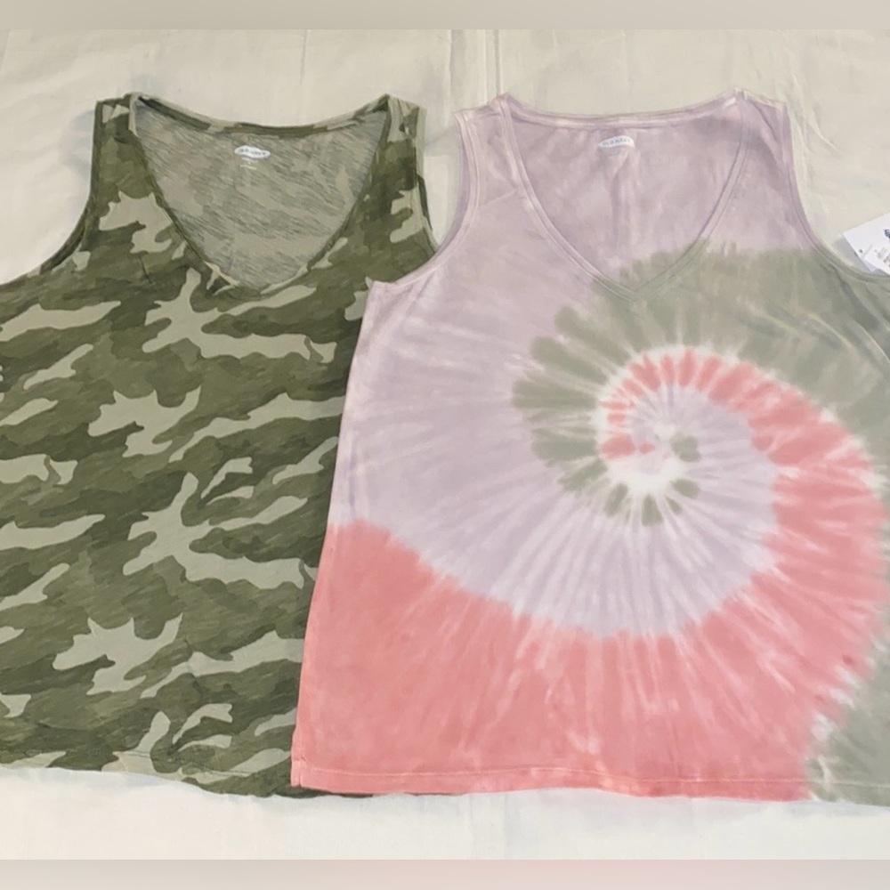 Old Navy Everywear Print Tanks - Set of 2